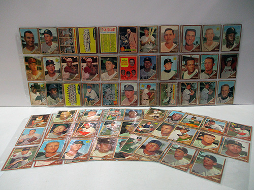 image of 1962 Topps Lot of Baseball Trading Cards