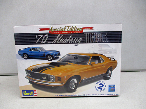 image of Revell '70 Mustang Mach 1 Model Kit