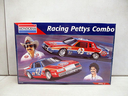 image of Monogram Racing Pettys Combo Model Kit