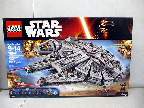 image of LEGO Star Wars Millennium Falcon 75105