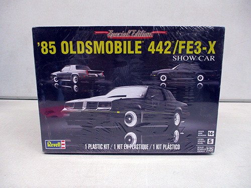 image of Revell '85 Oldsmobile 442/FE3-X Model Kit