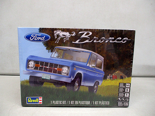 image of Revell Ford Bronco Model Kit