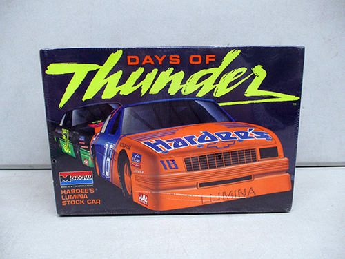 image of Days of Thunder Hardee's Stock Car Model Kit