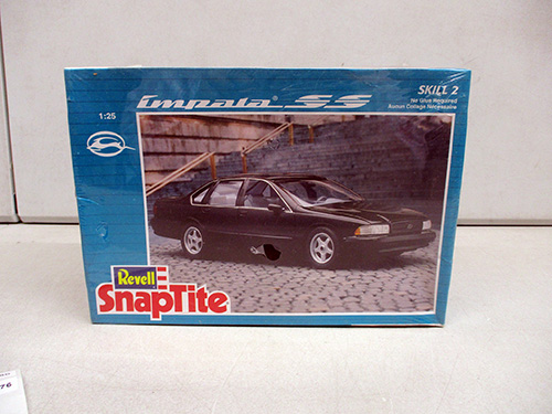 image of Revell SnapTite 1:25 Scale Impala SS Model Kit