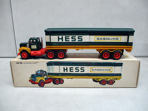 image of 1976 Hess Toy Truck and Trailer