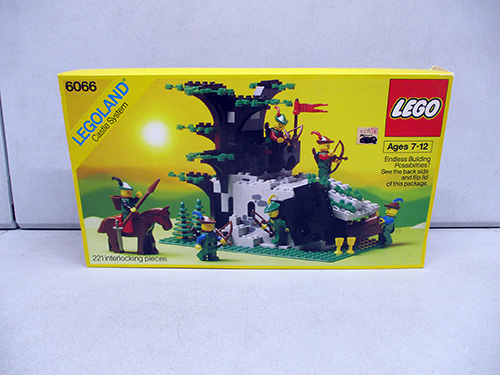 image of LEGO Set 6066 Camouflaged Outpost