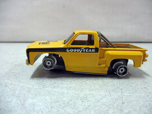 image of Goodyear Yellow Pickup HO scale slot car