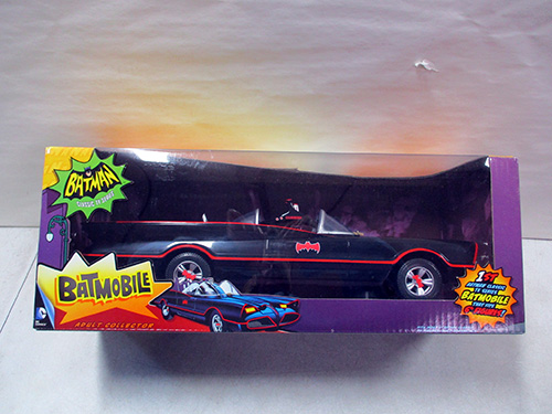 image of McFarlane 1966 Batmobile Diecast Model