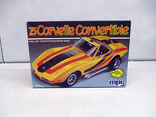 image of 1975 Corvette Convertible Model Kit