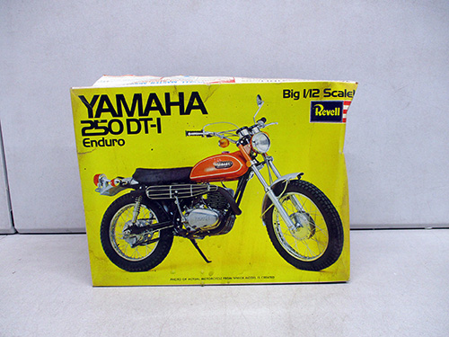 image of Revell Yamaha 250 DT-1 Enduro Model Kit