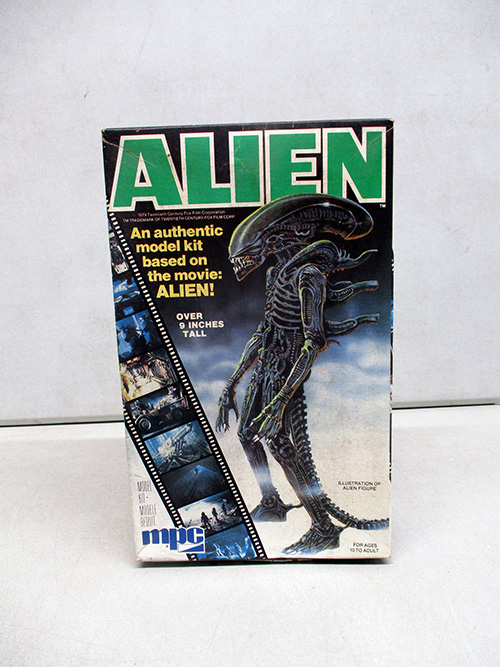 image of MPC Alien Model Kit