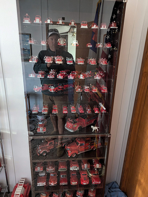 image of 1000+ piece Firetruck Collection