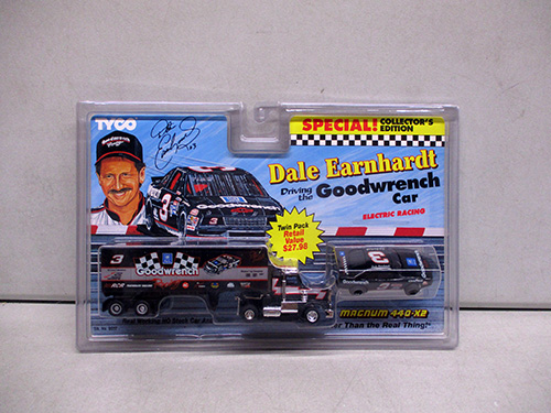 image of Tyco Dale Earnhardt Goodwrench Race Car Set