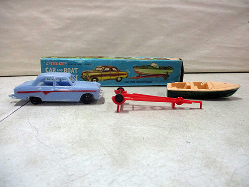 image of Tri-ang Minic Car and Boat Set