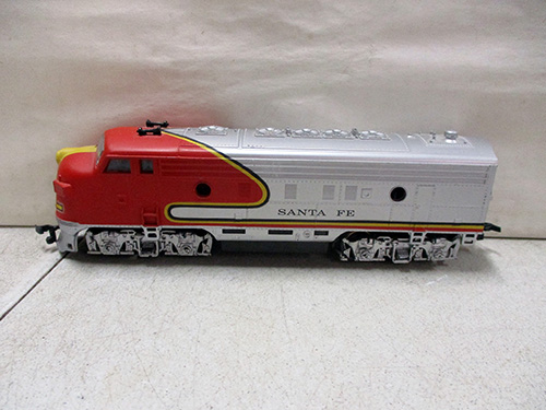 image of Santa Fe Model Train Locomotive