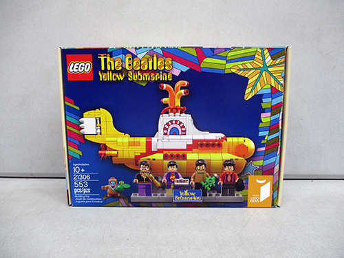 image of LEGO The Beatles Yellow Submarine Set 21306