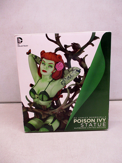 image of DC Collectibles Bombshells Poison Ivy Statue