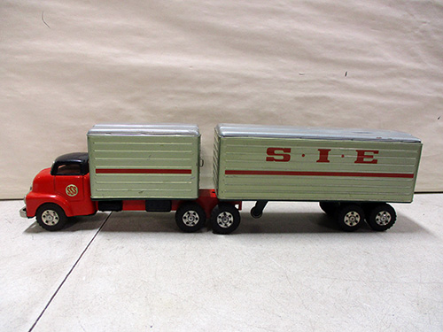 image of SSS SIE Tin Toy Truck