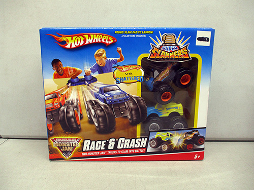 image of Hot Wheels Monster Jam Race & Crash Set