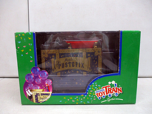 image of Pustefix Toy Train Bubble Blower Set