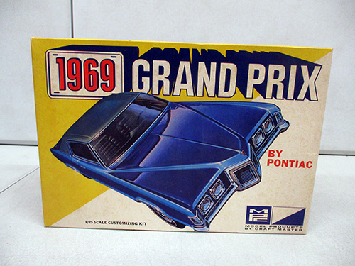 image of 1969 Pontiac Grand Prix Model Kit