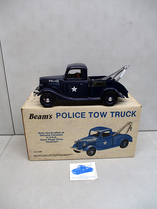 image of Beam's Police Tow Truck Decanter