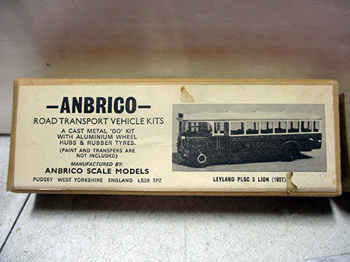 image of Anbrico Leyland PLSC 3 Lion Model Kit