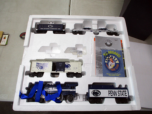 image of Lionel Penn State Train Set