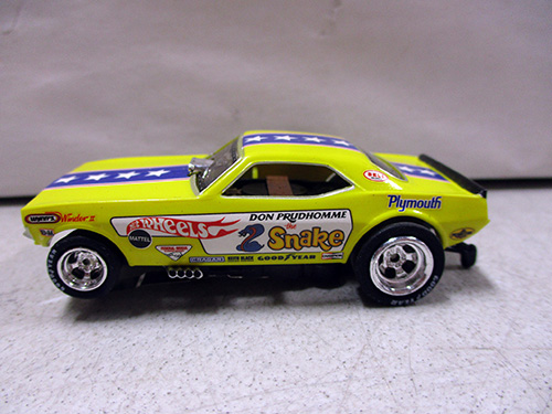 image of Auto World HO scale slot car Don Prudhomme 'Snake' Drag Car Toy