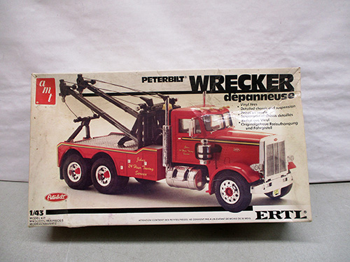 image of AMT Peterbilt Wrecker 1/43 Scale Model Kit