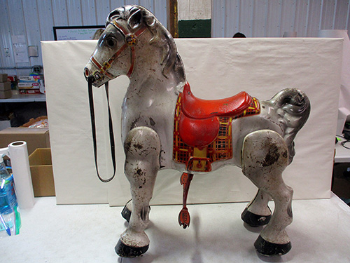 image of D Sebel & Co. Mobo Bronco ride on toy