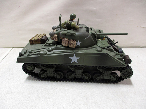 image of Military Tank Model With Soldier Figures