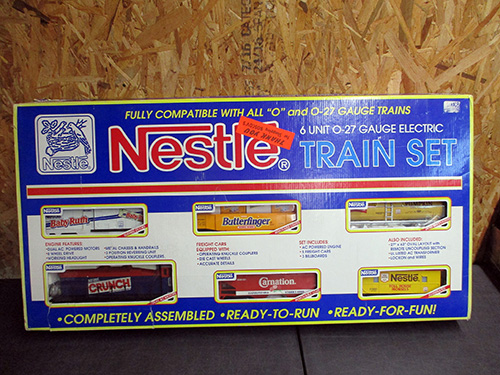 image of Nestle Themed 6-Piece O-27 Gauge Electric Train Set