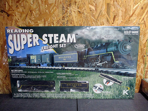 image of Reading Super Steam Freight Train Set in Box