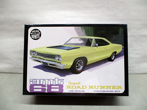 image of AMT 1968 Plymouth Road Runner Customizing Kit