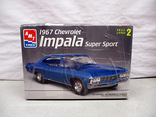 image of AMT 1967 Chevrolet Impala Super Sport Model Kit