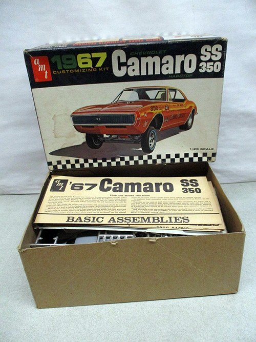 image of 1967 Camaro SS 350 Model Kit by AMT
