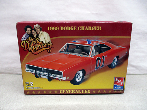 image of 1969 Dodge Charger General Lee Model Kit