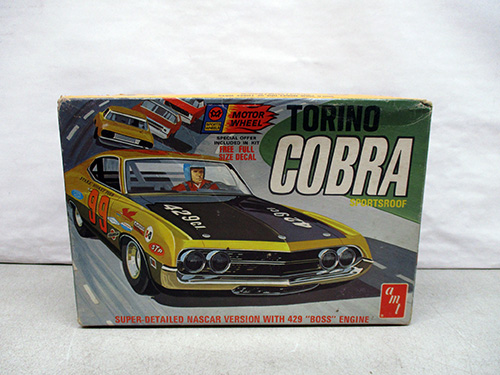 image of AMT Torino Cobra Sportsroof Model Kit
