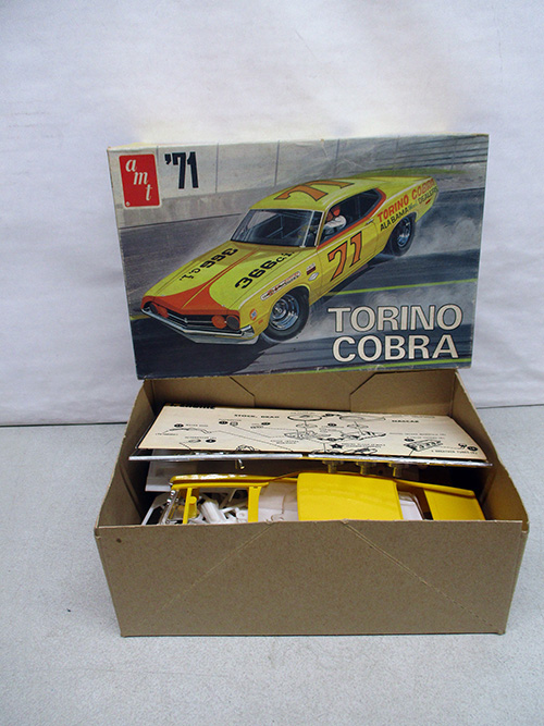 image of 1971 AMT Torino Cobra Model Kit