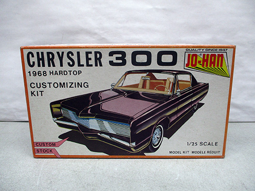 image of Jo-Han 1968 Chrysler 300 Hardtop Model Kit