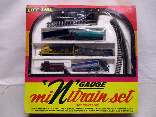 image of Life-Like N Gauge MiNiTrain Set in Original Box