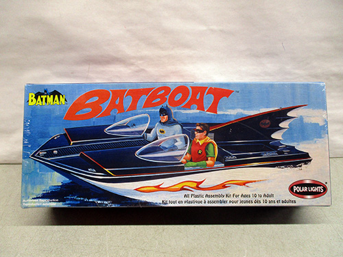 image of Polar Lights Batman Batboat Model Kit in Box