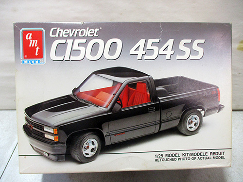 image of AMT Ertl Chevrolet C1500 454SS Model Kit