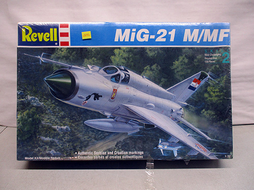 image of Revell MiG-21 M/MF 1:32 Scale Model Kit