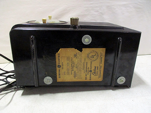 image of General Electric Vintage Bakelite Radio Model 521