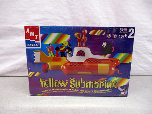 image of AMT Ertl Yellow Submarine Plastic Model Kit