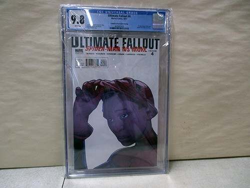 image of Ultimate Fallout #4 CGC 9.8 Graded Comic Book