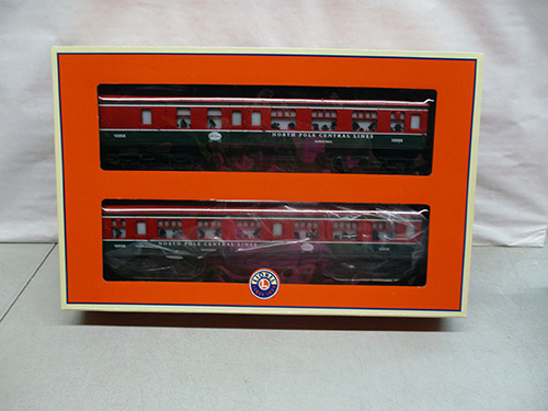 image of Lionel North Pole Central Passenger Cars Set