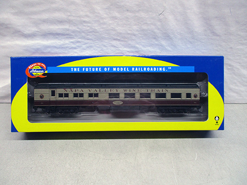 image of Bachmann HO Scale Santa Fe Napa Valley Train Car in Original Box